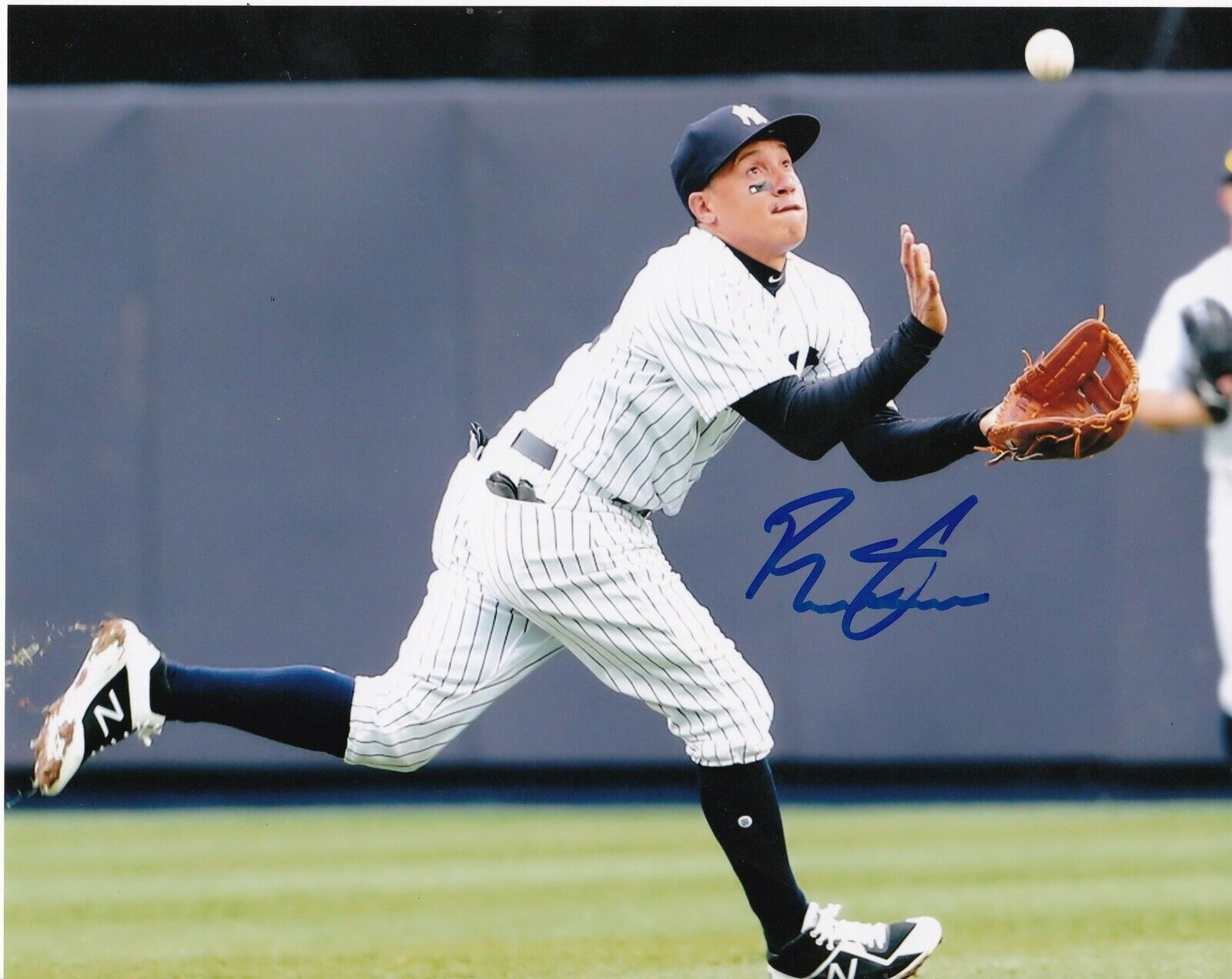 RONALD TORREYES NEW YORK YANKEES ACTION SIGNED 8x10