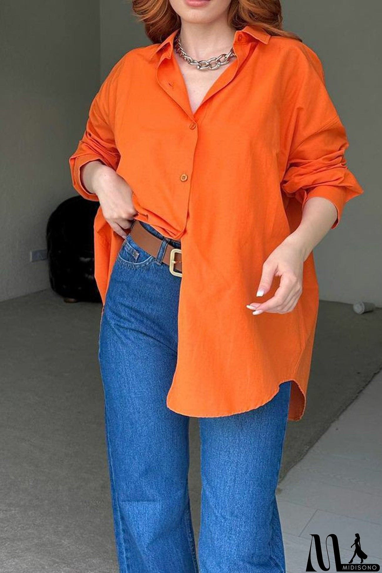 MidiSono - Single-breasted Back Slit Solid Blouse