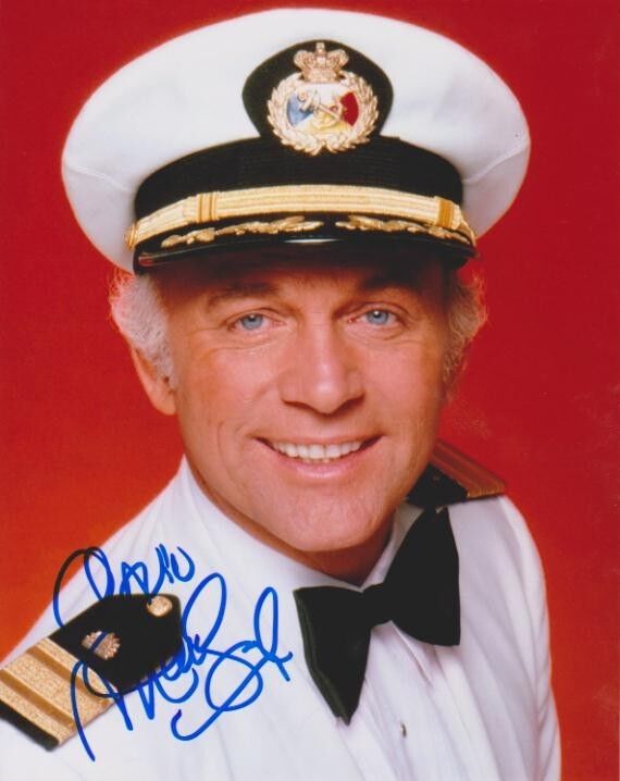 Gavin Macleod The Love Boat In Person Signed 8X10 Photo Poster painting At HShow