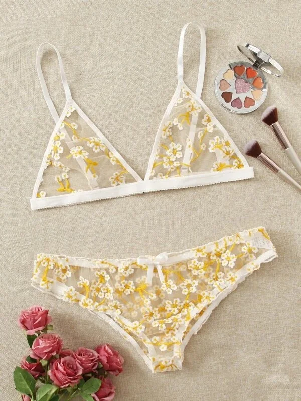 Churchf Sex Lingerie Sexy Girl Yellow Small Broken Flower Bikini Three-Point Set