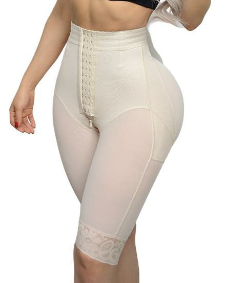 High Waisted Push up Short to the Knee Double Size with Bootylicious Enhancement