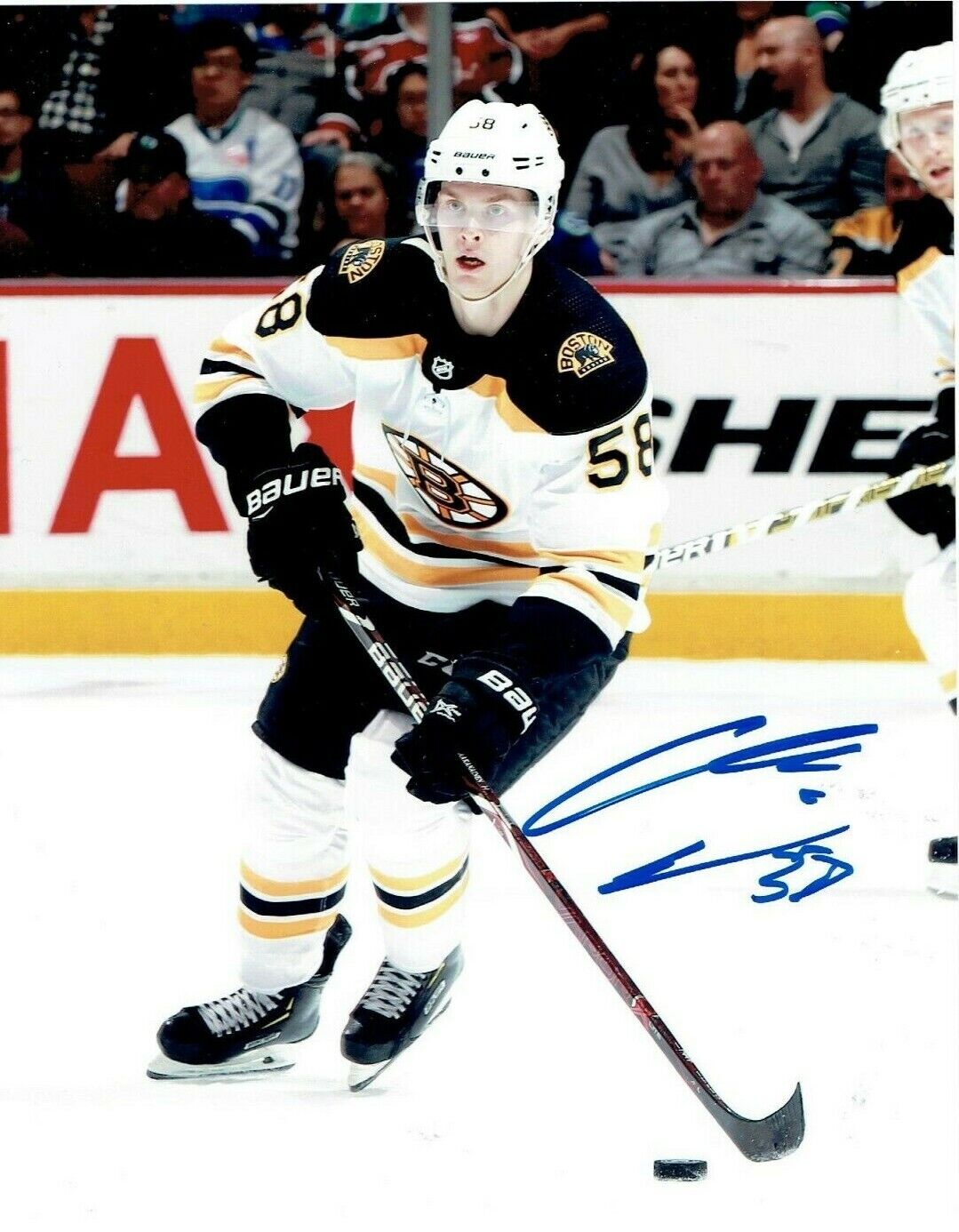 URHO VAAKANAINEN autographed SIGNED BOSTON BRUINS 8x10 Photo Poster painting