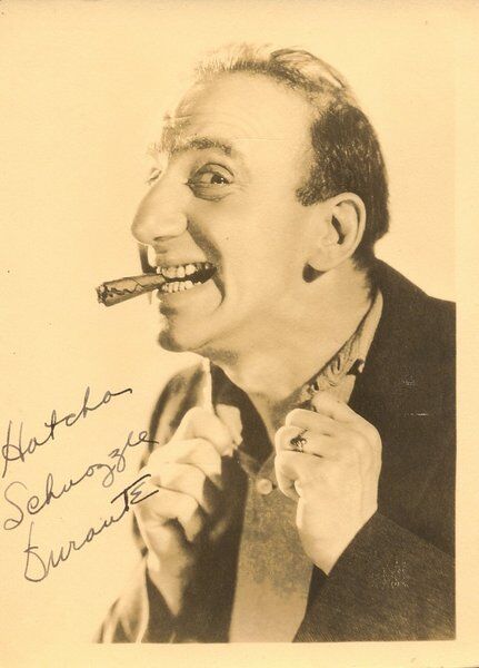 Jimmy 'Schnozzle' Durante 1893-1980 Vintage autograph signed 5x7