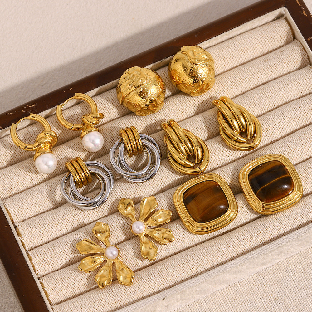 Hot Selling Second-Hand Niche Stainless Steel 18K Gold Plated Flower Pearl Pattern Square Black Jade Earrings For Women