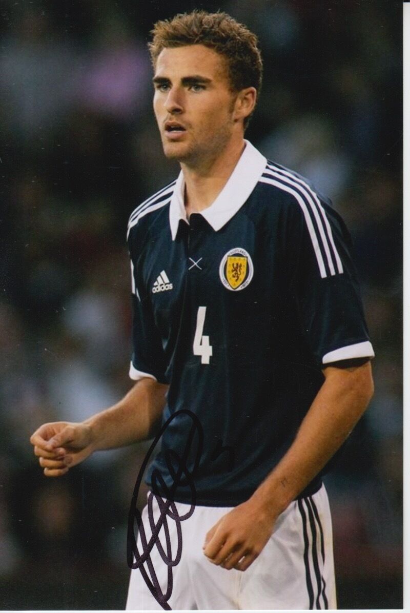 SCOTLAND HAND SIGNED CLARK ROBERTSON 6X4 Photo Poster painting.