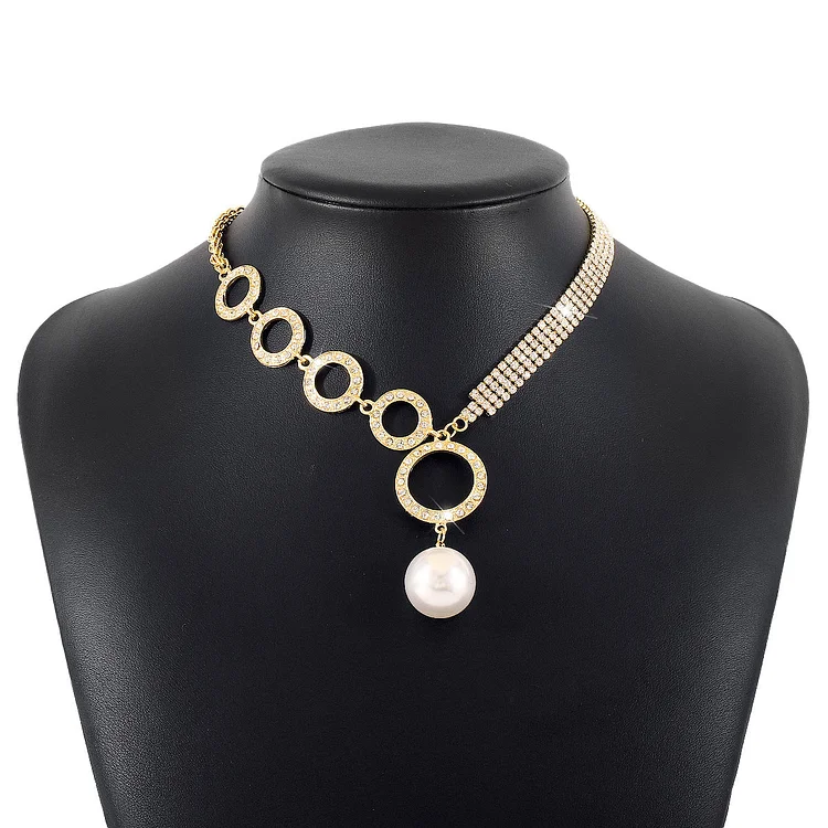 Fashion Plain Geometric Rhinestone Alloy Faux Pearl Pendant Necklace