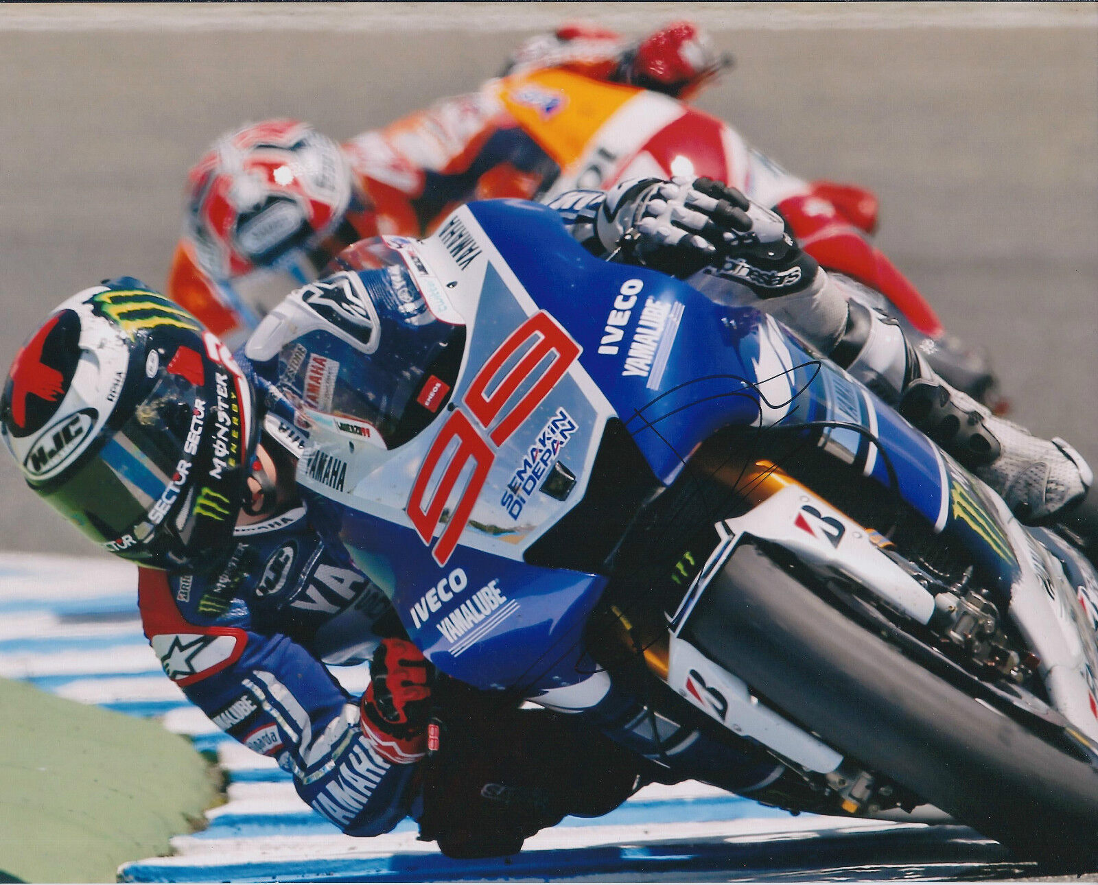 Jorge LORENZO SIGNED MotoGP Autograph YAMAHA 10x8 Photo Poster painting AFTAL COA