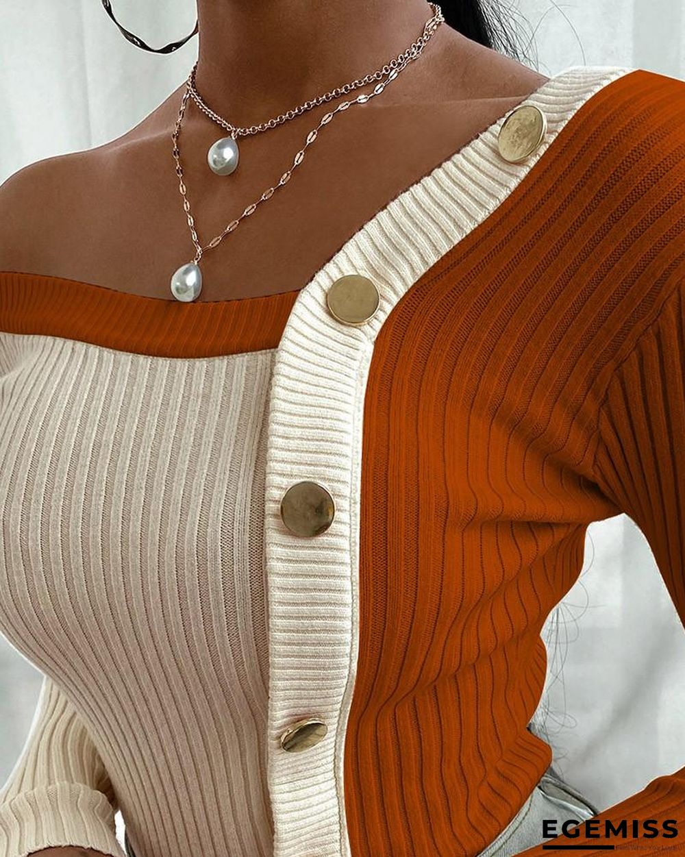 Colorblock Buttoned Knit Long Sleeve Sweater | EGEMISS