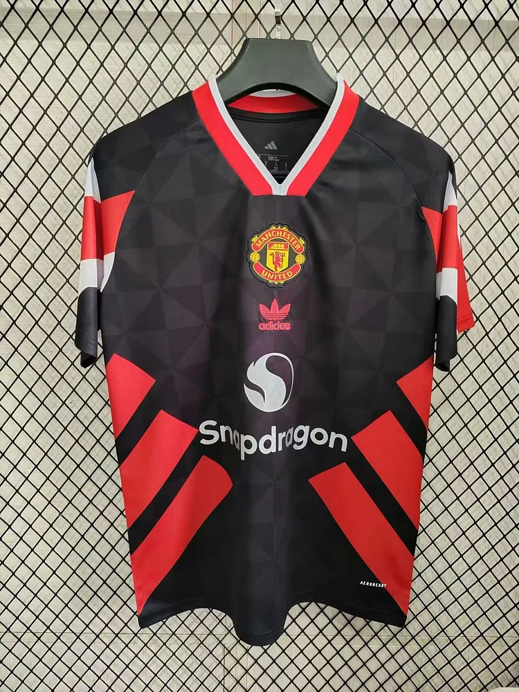 2025-26 Manchester United Special Edition Black - Jersey - Fan Edition
