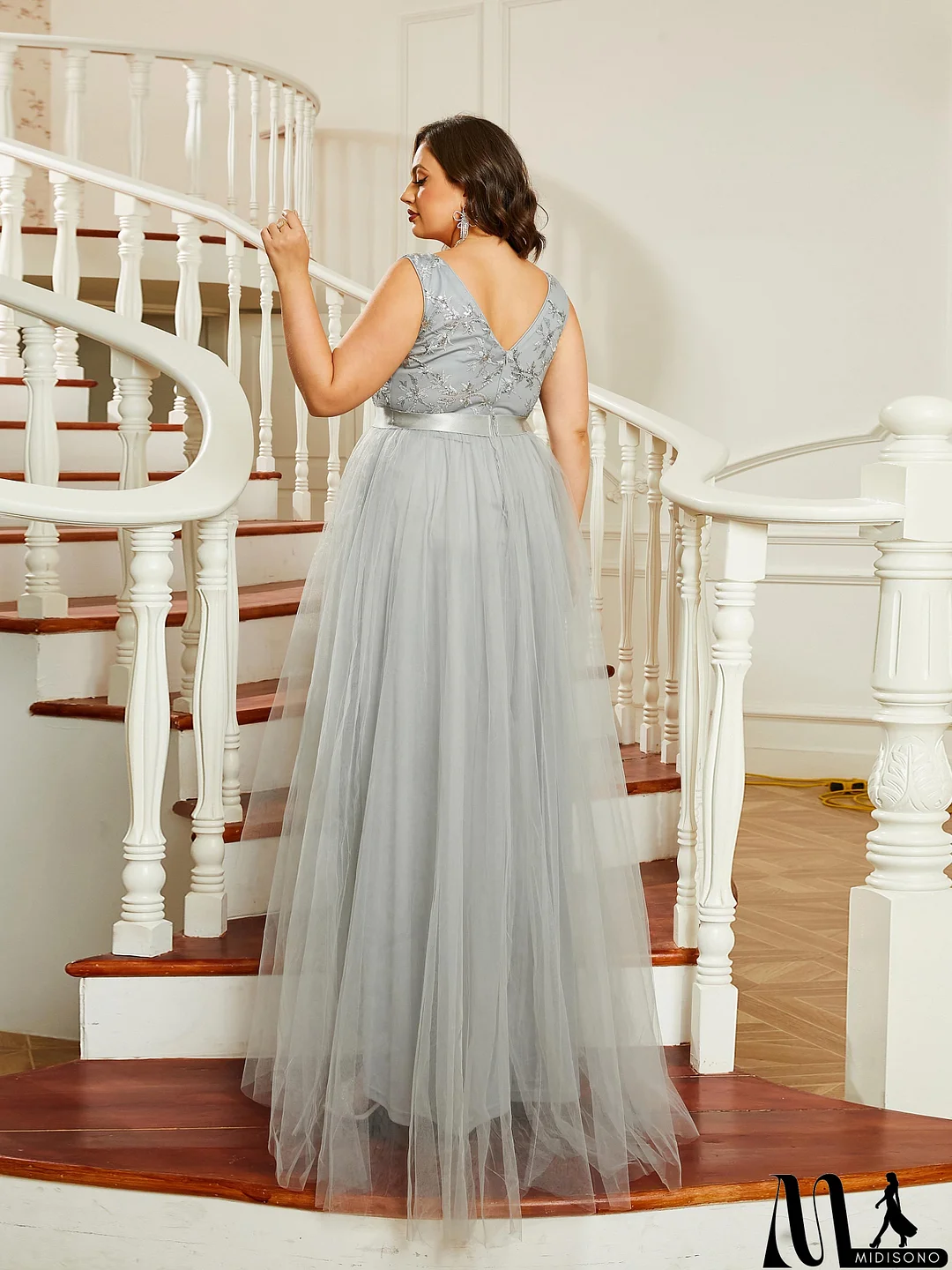 MidiSono - Plus Size Asymmetric V-Neck A-Line Backless Prom Dress PRJ10336