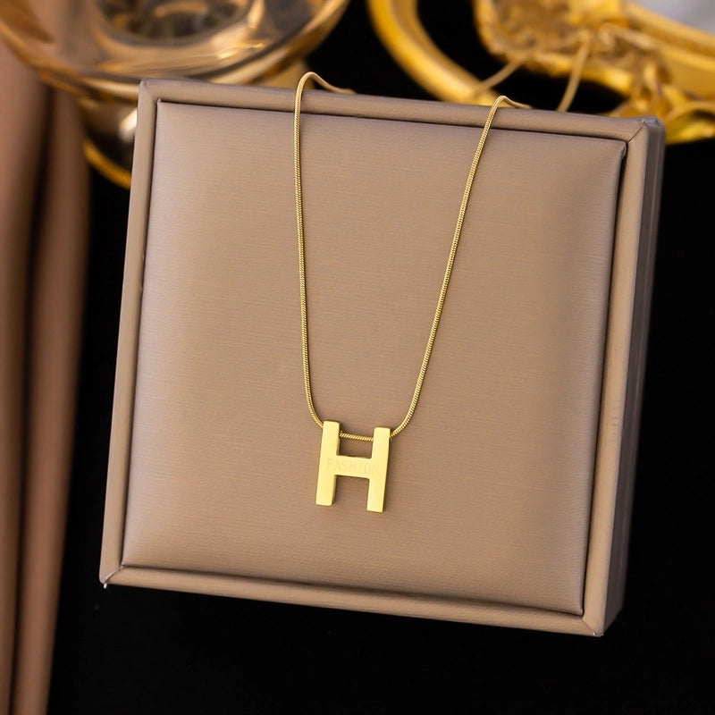 Sweet Commute Heart Shape Daisy Titanium Steel Plating Pendant Necklace