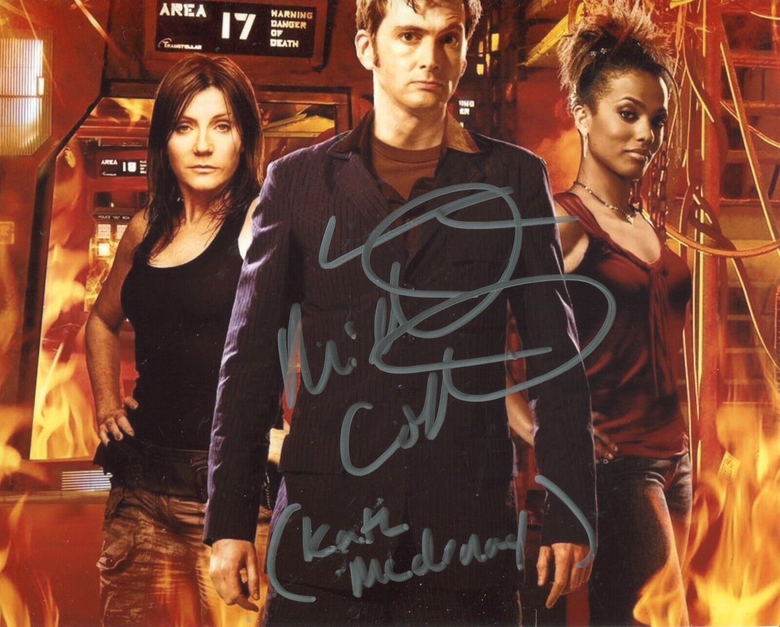 Actress MICHELLE COLLINS signed DOCTOR WHO 8x10 Photo Poster painting No1 - UACC DEALER