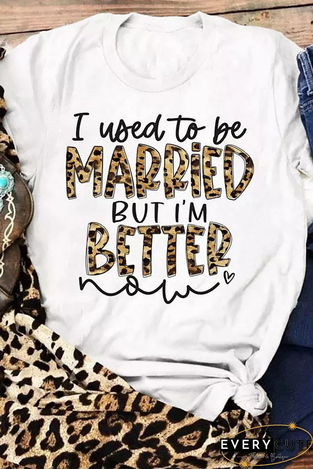 White Leopard Letters Print Short Sleeve Graphic Tee