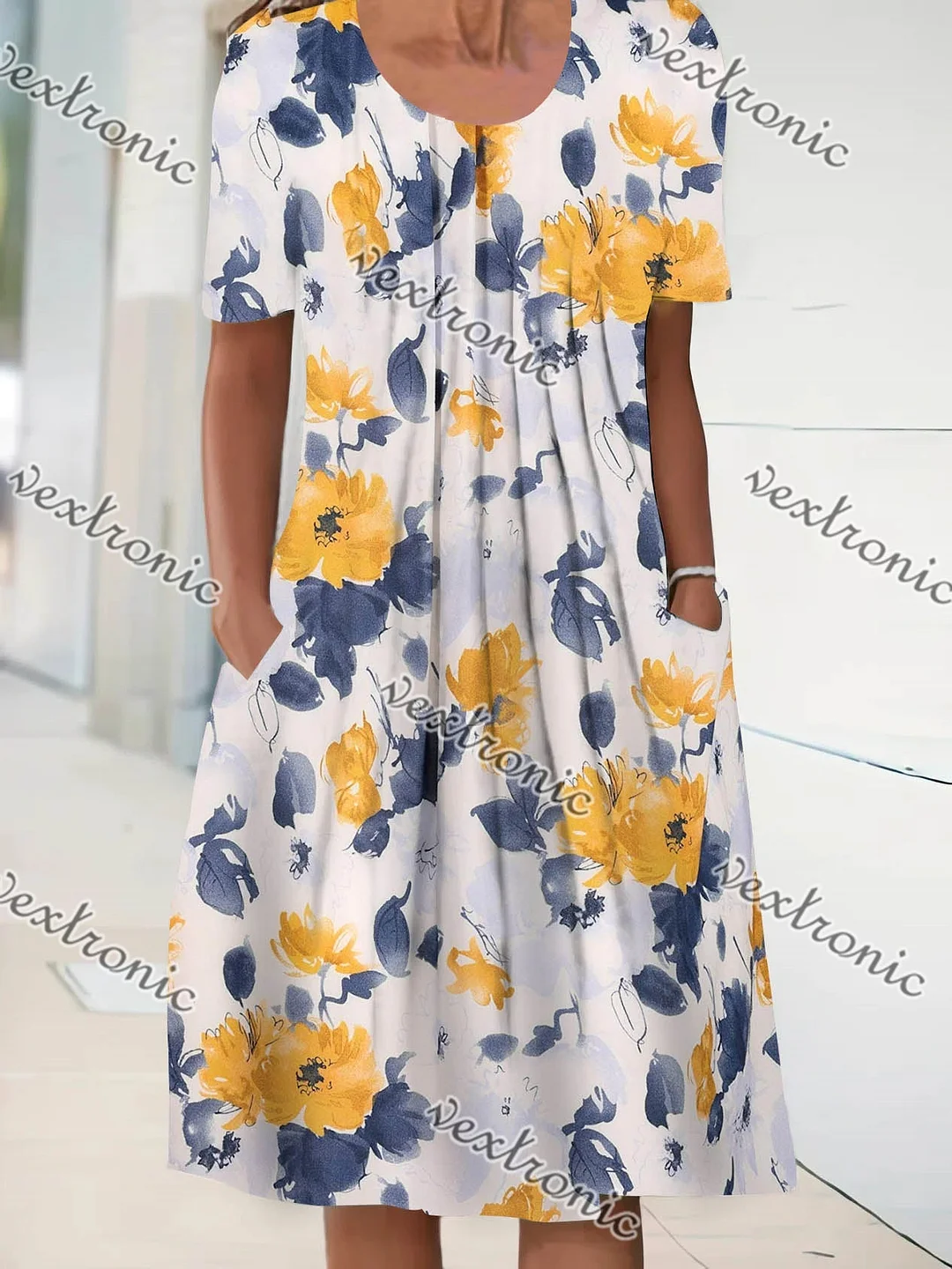 Women's Short Sleeve Scoop Neck Floral Printed Graphic Midi Dress