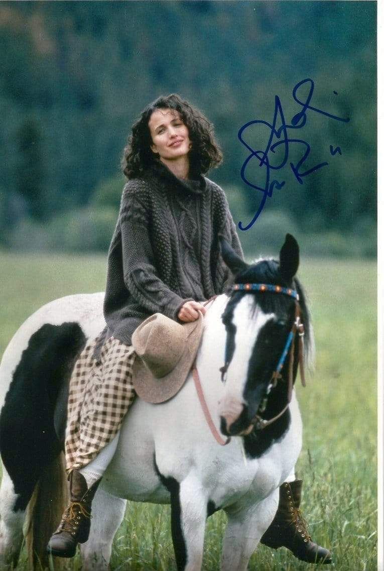 ACTRESS and FASHION MODEL Andie MacDowell autograph, In-Person signed Photo Poster painting