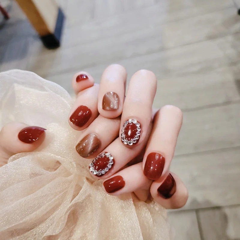 24pcs/box Cat Eye Phototherapy Nail Patch Wearable Fake Nail Short False Nail Wedding For Winter Autumn wearable full cover-Nail Inspo