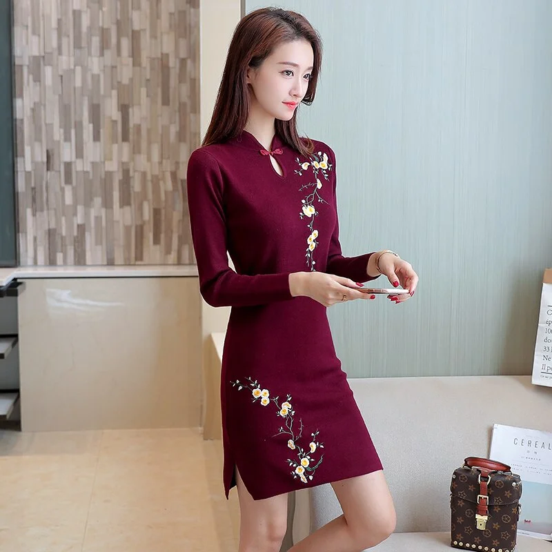 2023 Modern Chinese Style Improvement Cheongsam Dresses Long Bridesmaid Dresses Elegant Young Girls Long Sleeves Daily