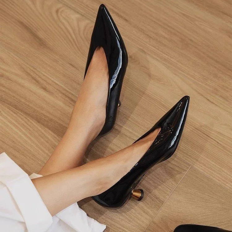 Yyvonne High-Heeled Women 2025 Spring And Summer New Fashion Tip Fine Heel V Granny Shoes Small Heel Cat Heel Single Shoes