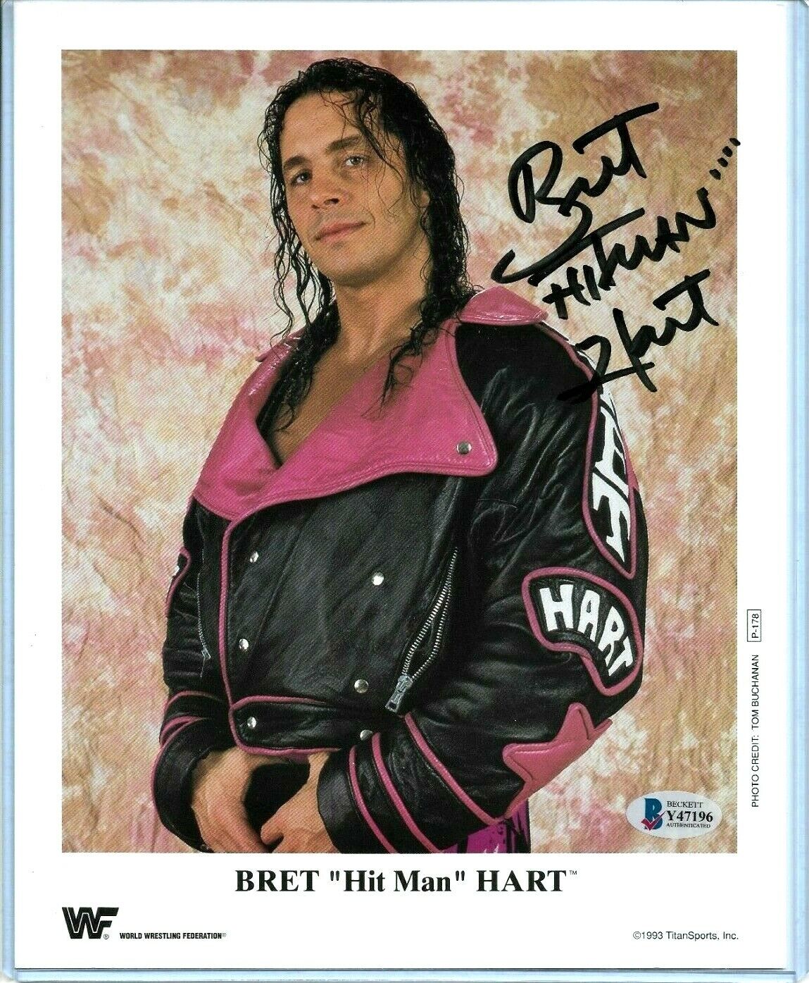 WWE BRET HART P-178 HAND SIGNED AUTOGRAPHED 8X10 PROMO Photo Poster painting WITH BECKETT COA