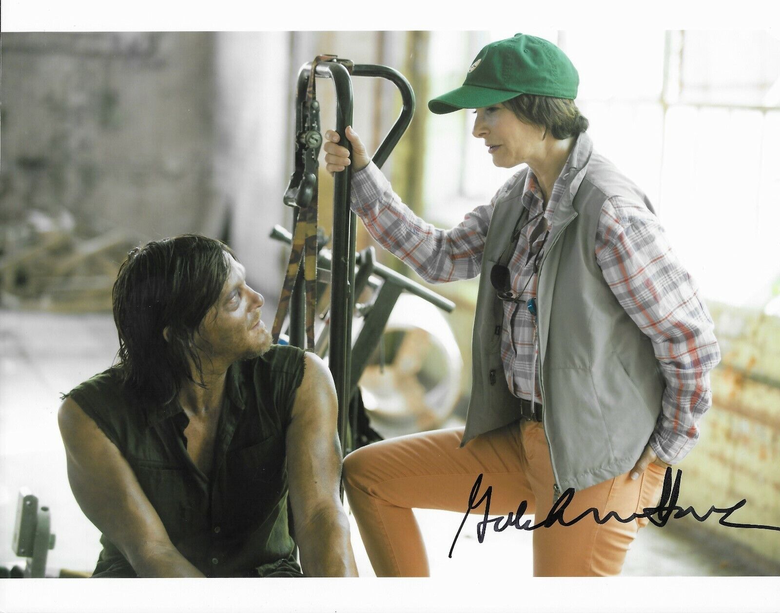 Gale Anne Hurd The Walking Dead autographed Photo Poster painting signed 8x10 #6 producer