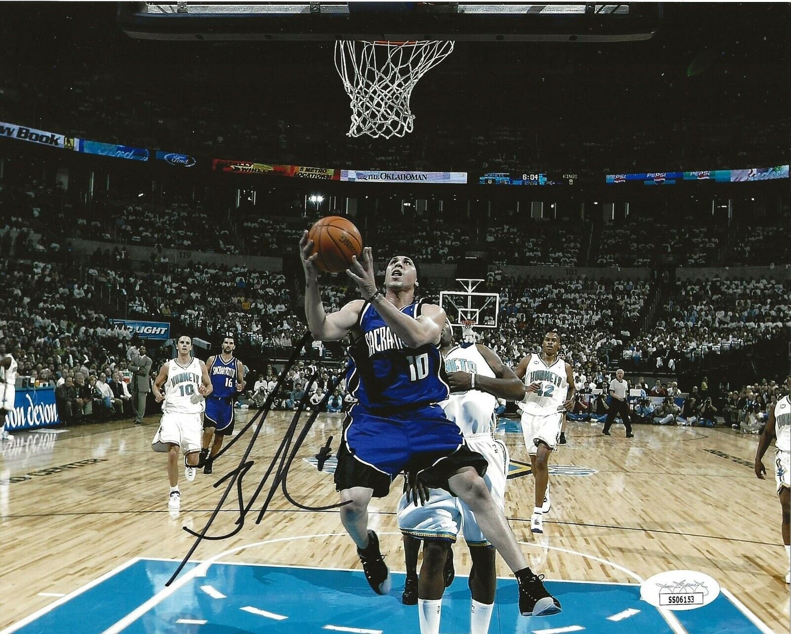 Mike Bibby signed Sacramento Kings 8x10 Photo Poster painting autographed 2 JSA