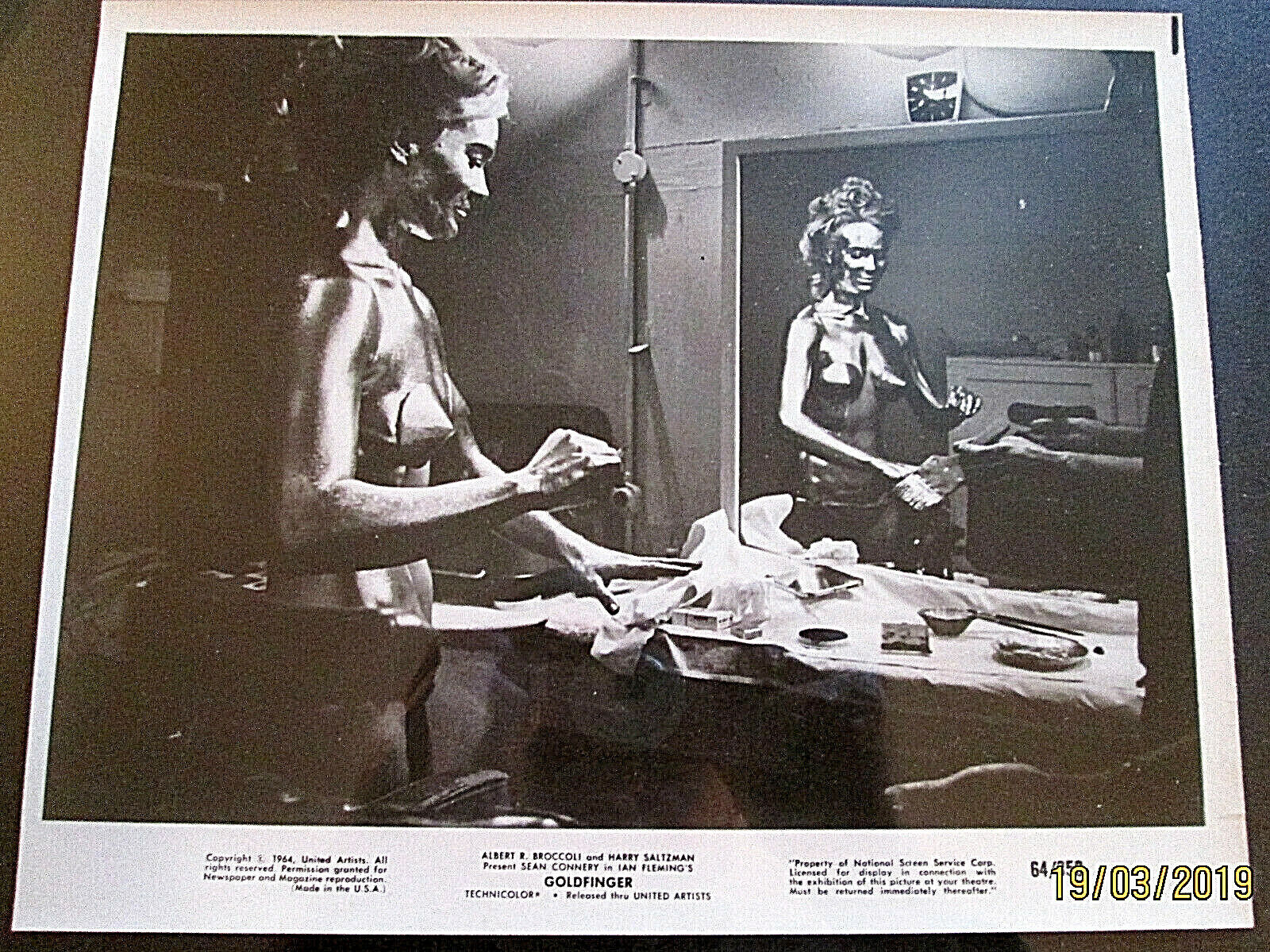 SHIRLEY EATON: (GOLDFINGER) RARE PRODUCTON STILL ON THE SET RARE Photo Poster painting (WOW)