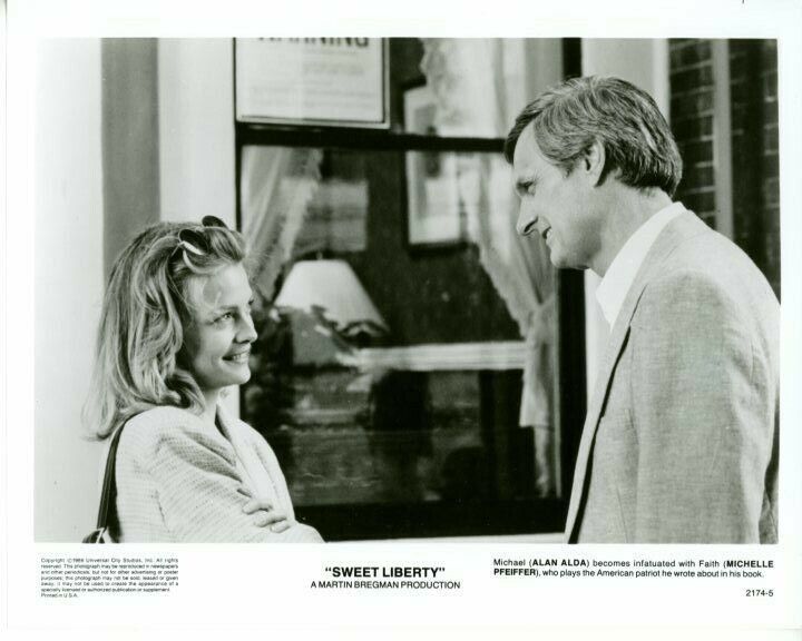 Michelle Pfeiffer Alan Alda Sweet Liberty Original Press 8X10 Photo Poster painting