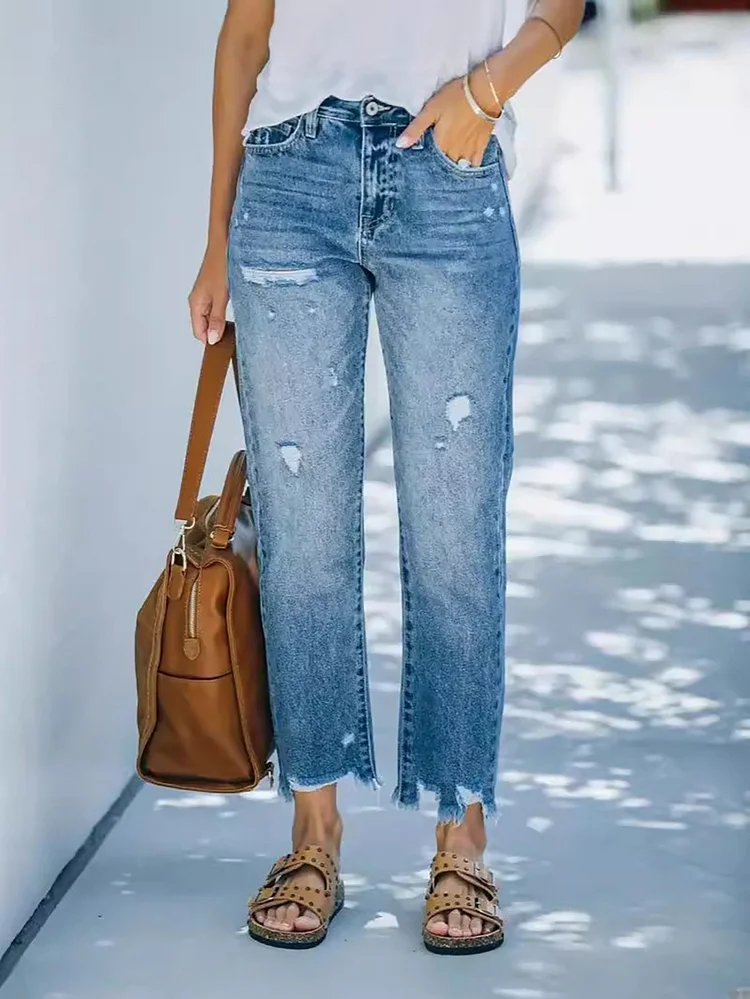 European & American Style Ripped Cropped Jeans: Women's Casual Straight Leg Fit. Distressed Wash For A Vintage Look. Stylish & Trendy Denim That Elongates Legs. Effortlessly Achieve A Cool Street Style Vibe! Upgrade Your Denim Collection With These M