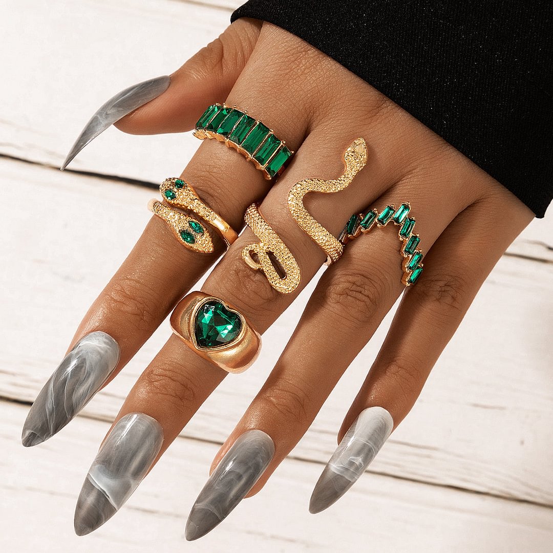 Women's Hiphop Snake Shaped Turquoise Rhinestone Ring
