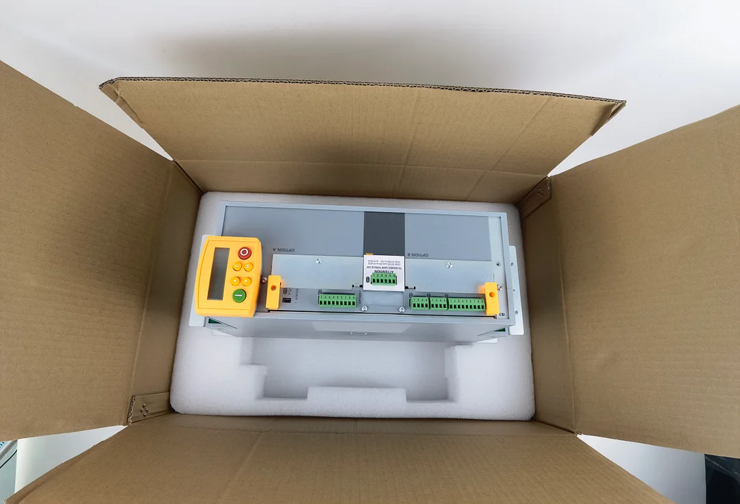 NEW Parker AC890 Common Bus 560/705VDC 15kW 890CD-53230SC0-000-1A000