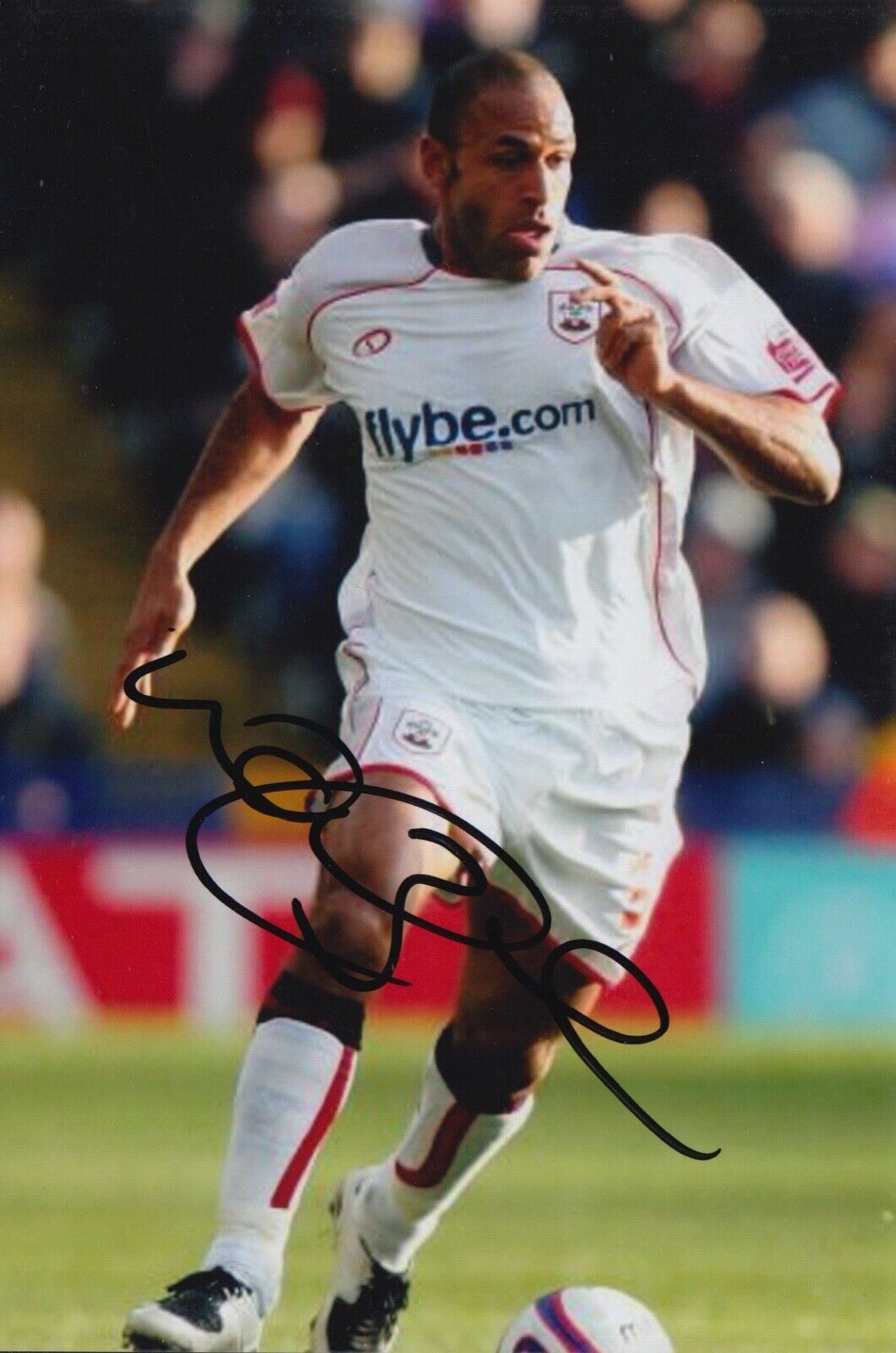 WAYNE THOMAS HAND SIGNED 6X4 Photo Poster painting - FOOTBALL AUTOGRAPH - SOUTHAMPTON.