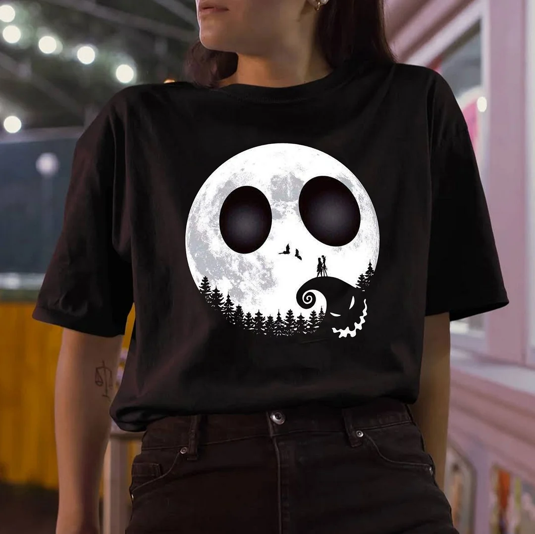 Halloween Couple Under The Moon Black Print T-shirt