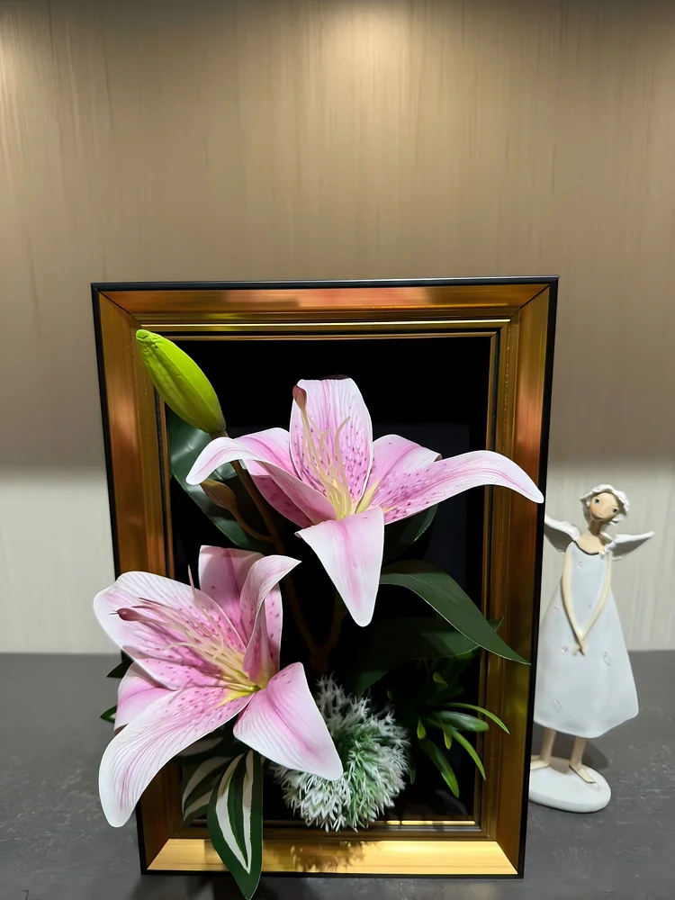 Pink Lily Flower Arrangement in Black Framed Display（Size:8 in*12 in）