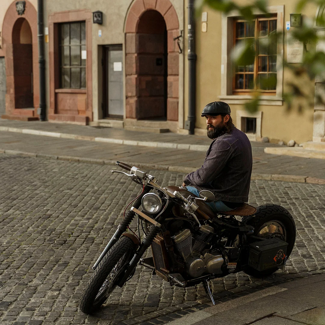 PEAKED CAPS TONY LEATHER Gatsby 8 Panels Flat Ivy Cap