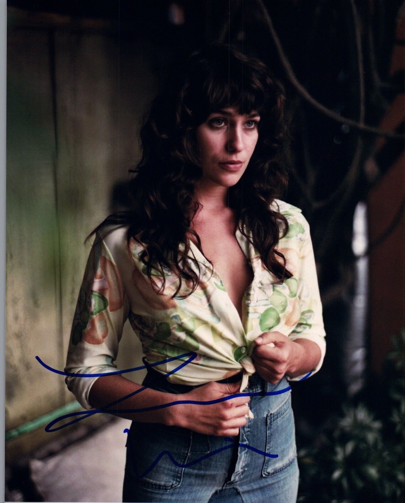 Lola Kirke Signed Autograph 8x10 Photo Poster painting MOZART IN THE JUNGLE Actress COA