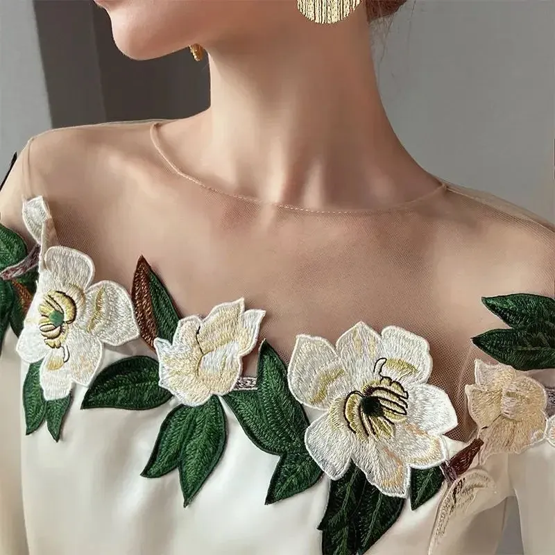 Fashionable and Minimalist winter Top