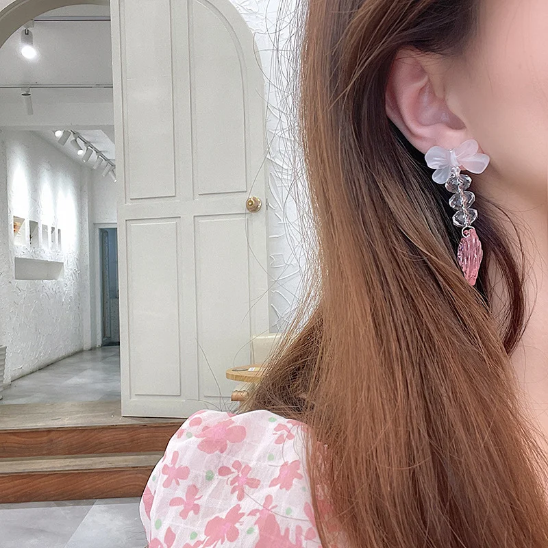 Fluttering Hearts Earrings