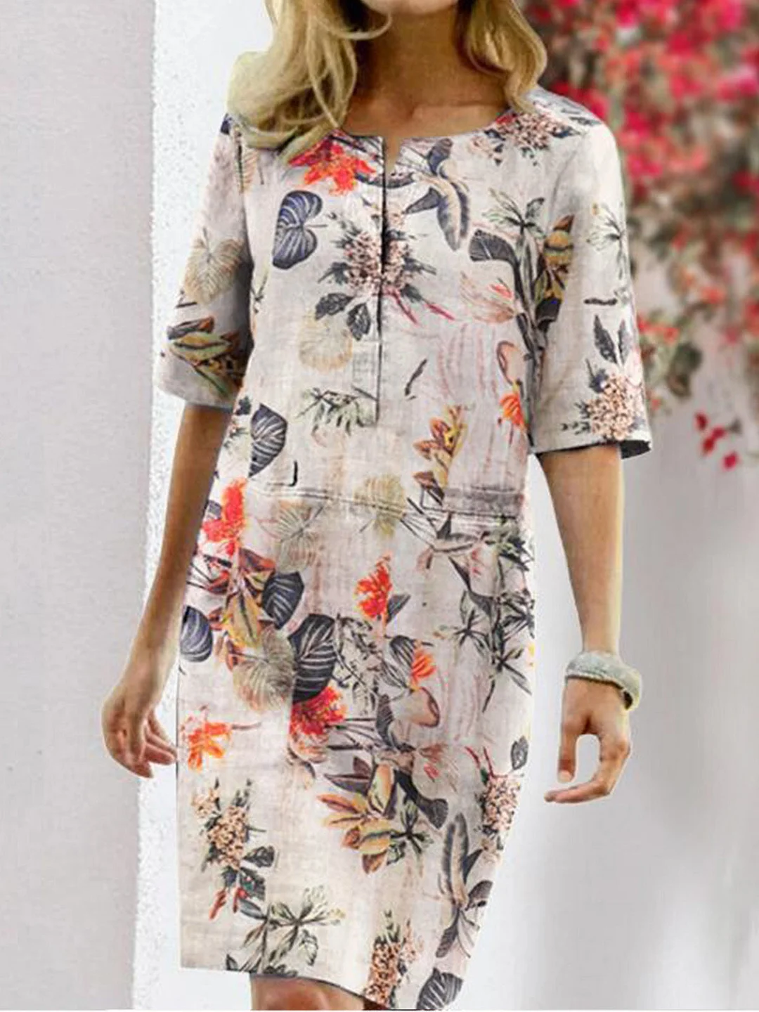 Women's Half Sleeve V-neck Floral Printed Midi Dress