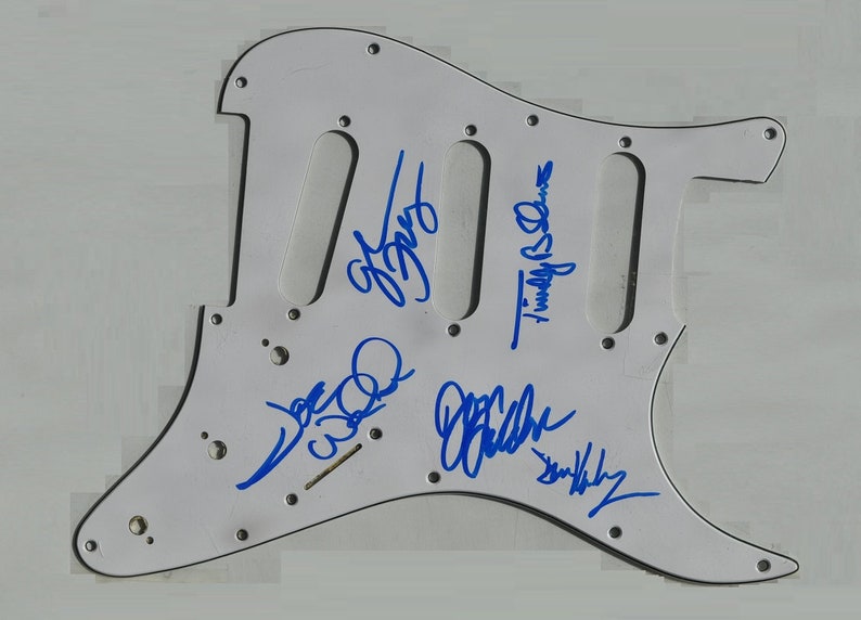 THE EAGLES GUITAR Pick Guard Signed X5 Glenn Frey, Don Henley, Don Felder, Joe Walsh, Timothy B. Schmit wcoa