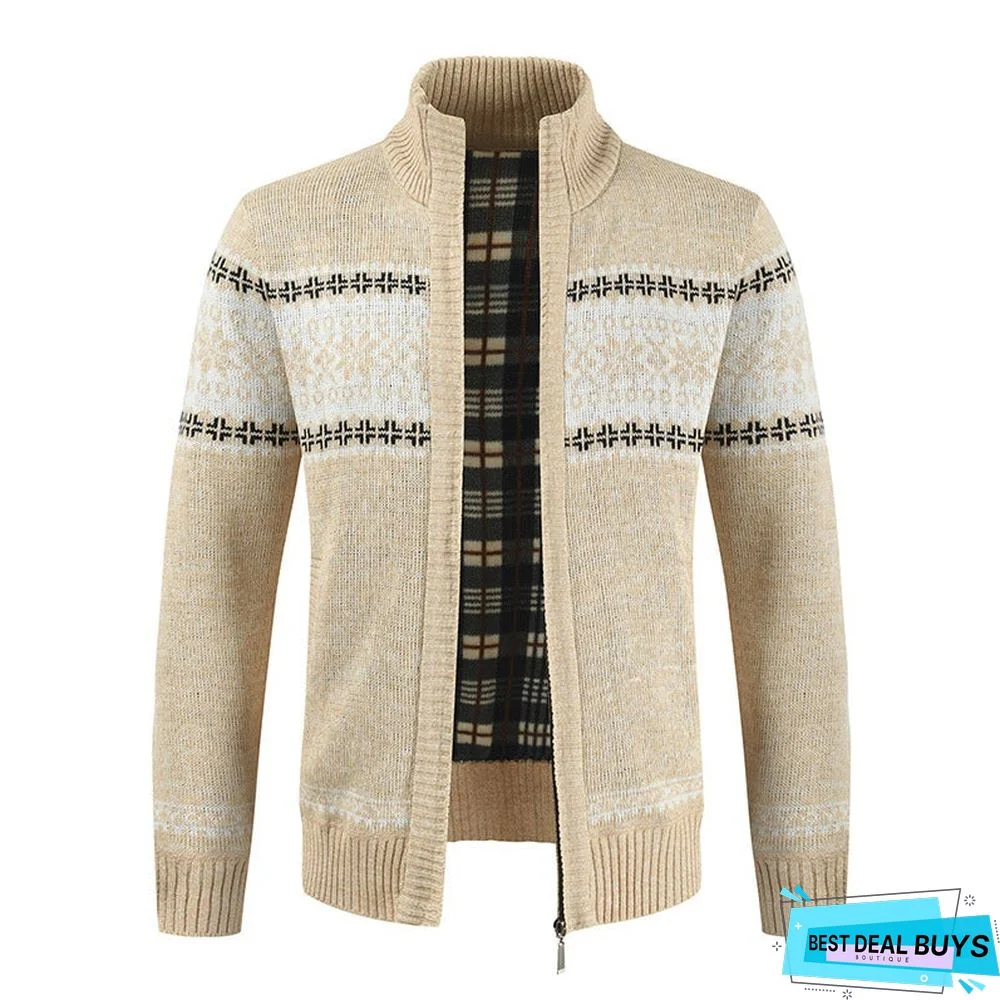 Men's Sweater with Color Matching Collar