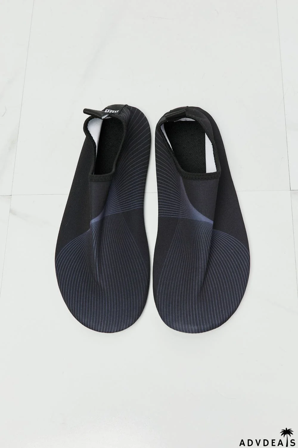 MMshoes On The Shore Water Shoes in Black