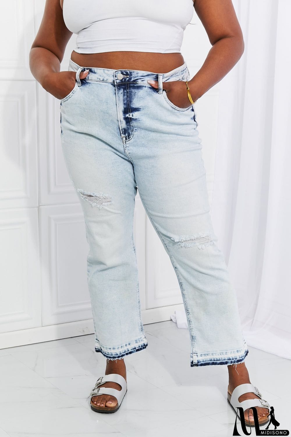MidiSono - RISEN Full Size Camille Acid Wash Crop Straight Jeans