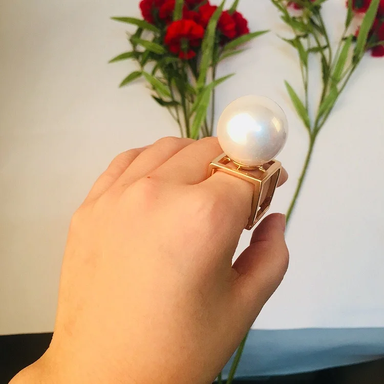 Exaggerated Metal Pearl Oversized Ball Ring