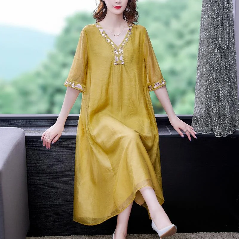 Women's new elegant embroidered dress