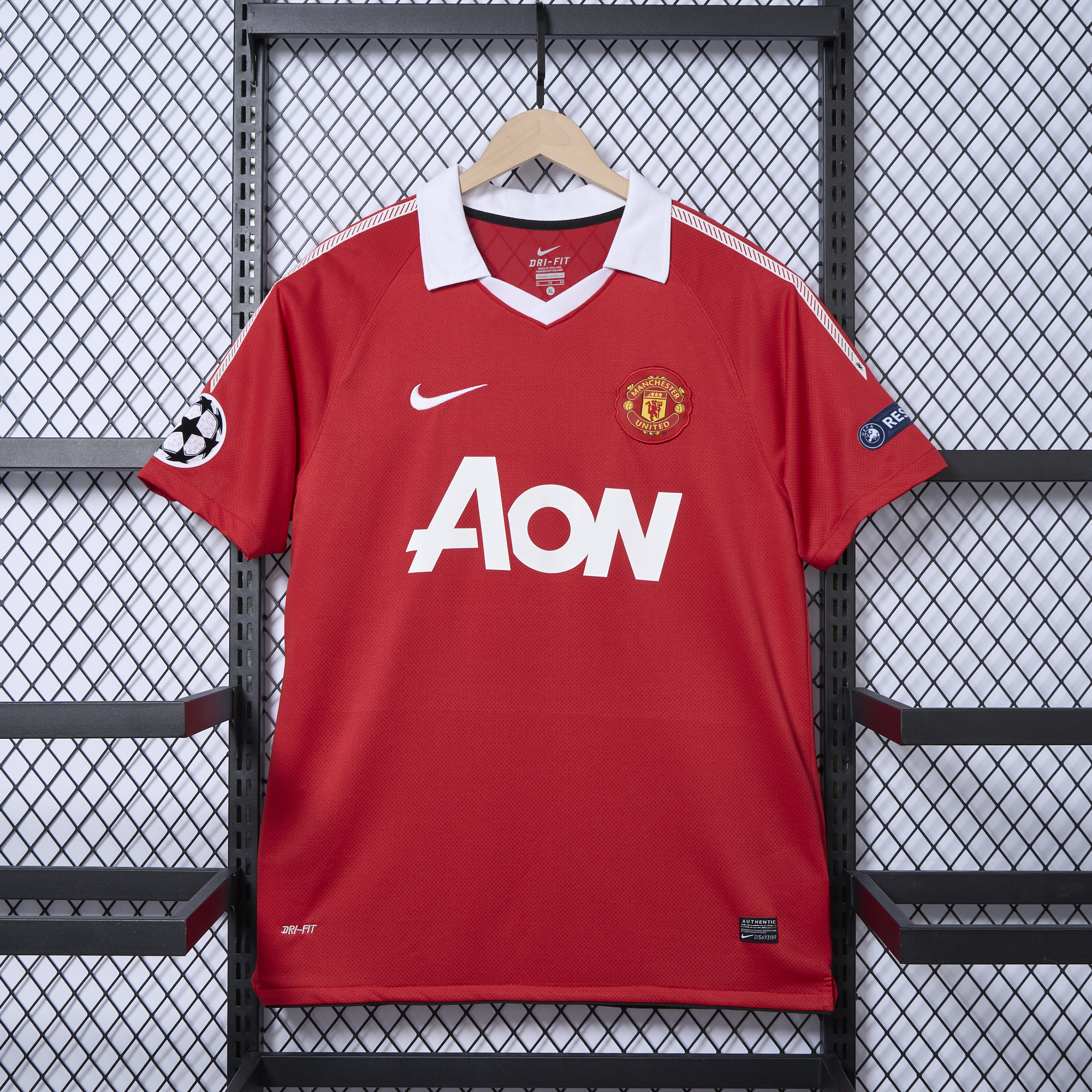 Manchester United Retro 10-11 Home Stadium Jersey