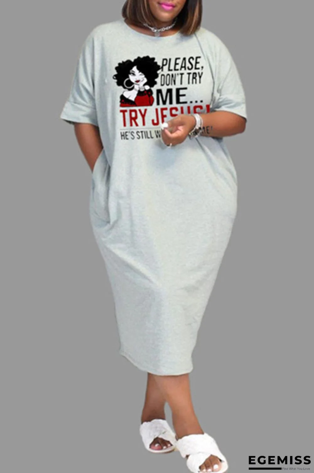 Grey Fashion Casual Print Slit O Neck Plus Size Dresses | EGEMISS