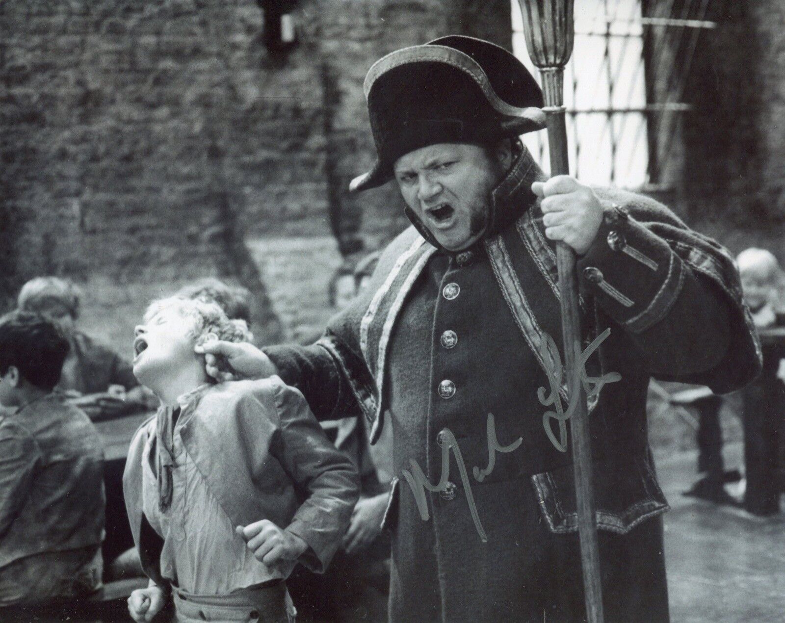 Actor MARK LESTER signed OLIVER! Harry Secombe scene 8x10 Photo Poster painting UACC DEALER