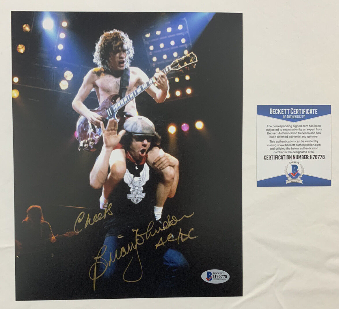 BRIAN JOHNSON HAND SIGNED 8x10 Photo Poster painting AC/DC LEAD SINGER AUTHENTIC BECKETT COA