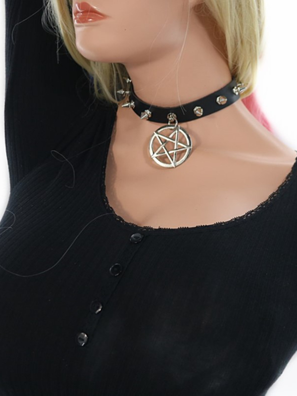 Goth Rivets Mental Star PU Choker