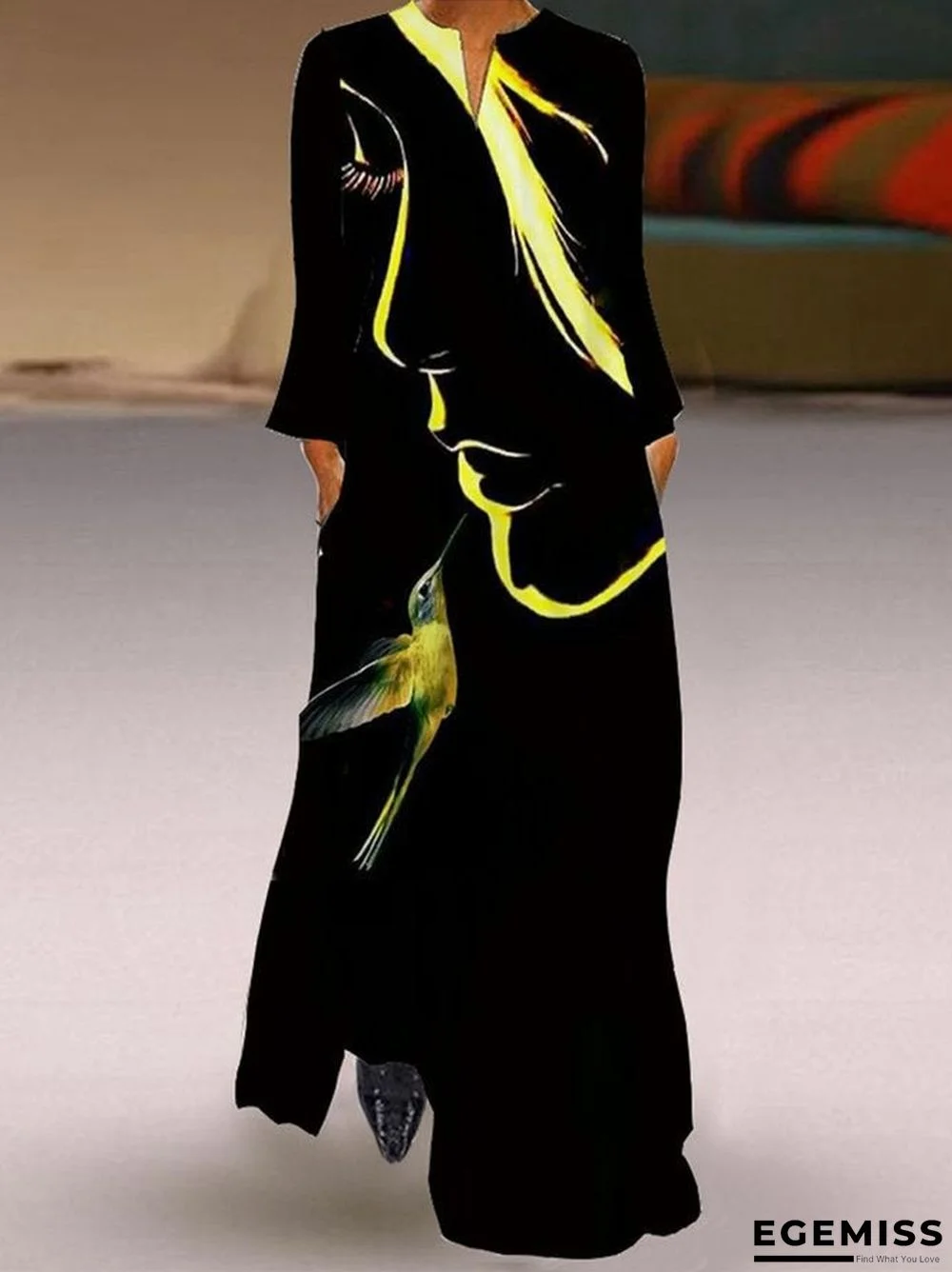 Shift V Neck Long Sleeve Graphic Dress Black Dresses | EGEMISS
